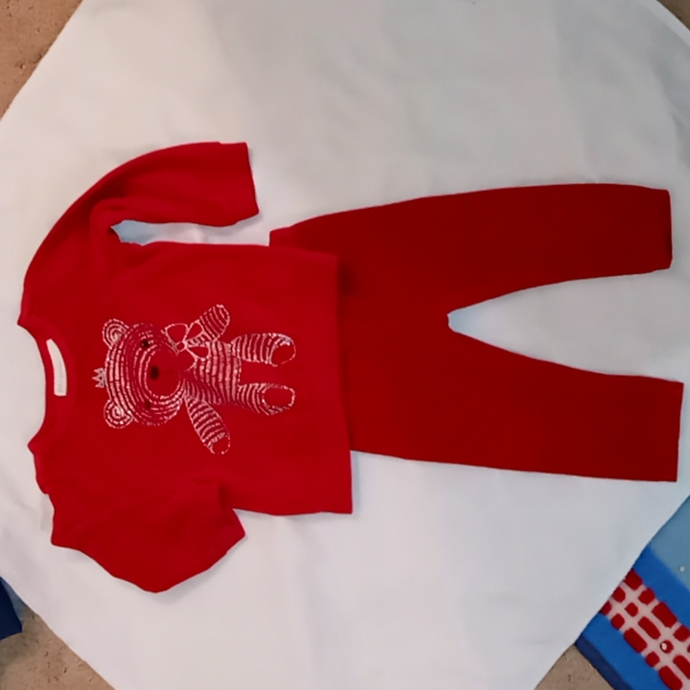 1️⃣ Velour Lounge set for baby 12 months